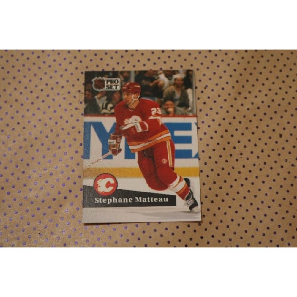 Stephane Matteau #27 Hockey Card (1991)